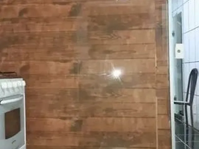 Imagem 1: Aluga-Se Kitnet - Incluso Água e Garagem