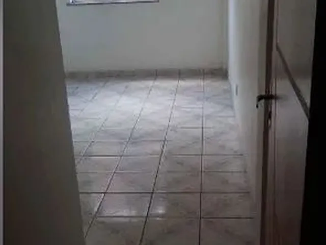 Imagem 5: Alugo Ap 2 Quartos na Mario Covas