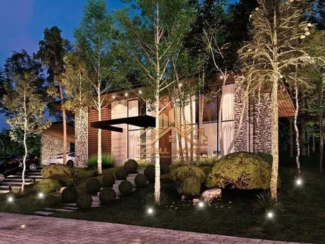 Imagem: Casa com 4 Dormitórios À Venda, 242 M²