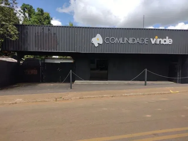 Imagem: Vende-Se Este Prédio
