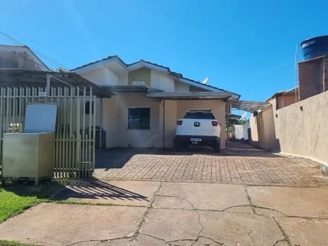 Imagem 1: Vendo Casa na Neva com 3 Quartos em Condomínio