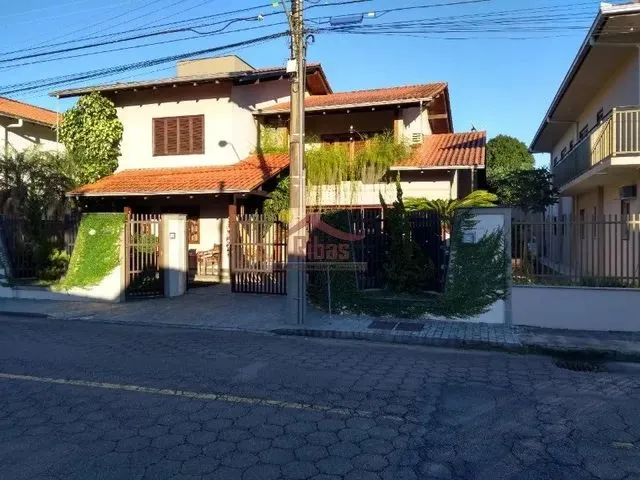 Imagem: Jaragua do Sul - Casa Padrão - Vila Baependi
