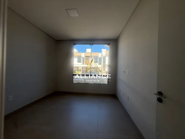 Imagem 3: CASA GEMINADA Casa com 3 dormitórios