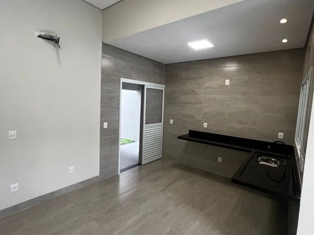 Imagem 4: Casa com 3 quartos á venda no bairro Coophema, região do Coxipó, Cuiabá-MT