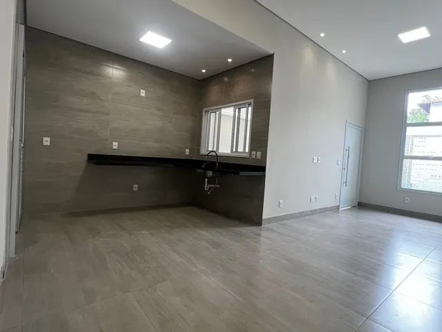 Imagem 7: Casa com 3 quartos á venda no bairro Coophema, região do Coxipó, Cuiabá-MT