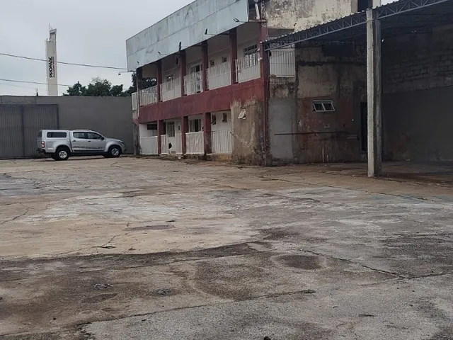 Imagem 5: ? *Espaço Ideal para Agronegócio!* Alugo galpão de 1.200m², perfeito para máquinas