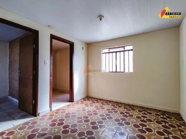 Imagem: Casa para Aluguel, 3 Quartos, 2 Vagas, Afonso