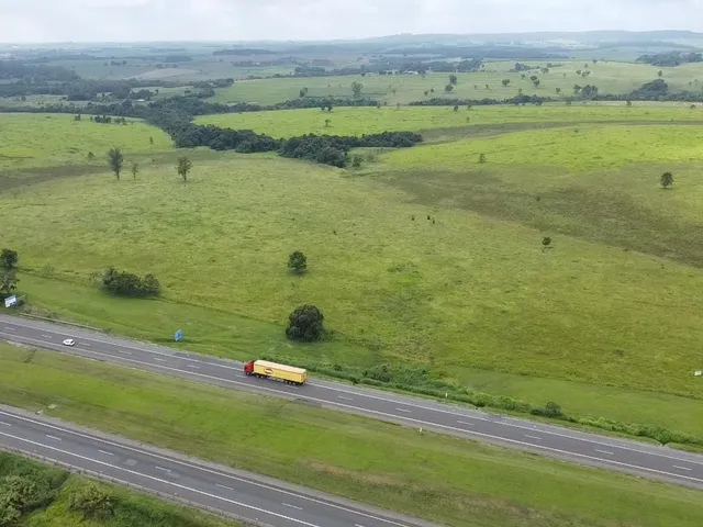 Imagem: EXCELENTE SI TIO A VENDA NA REGIA O DE TATUI