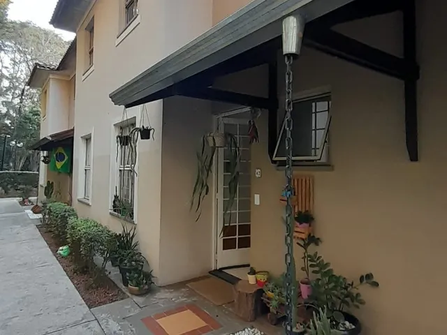 Imagem: Imperdível Casa em Condomínio à Venda