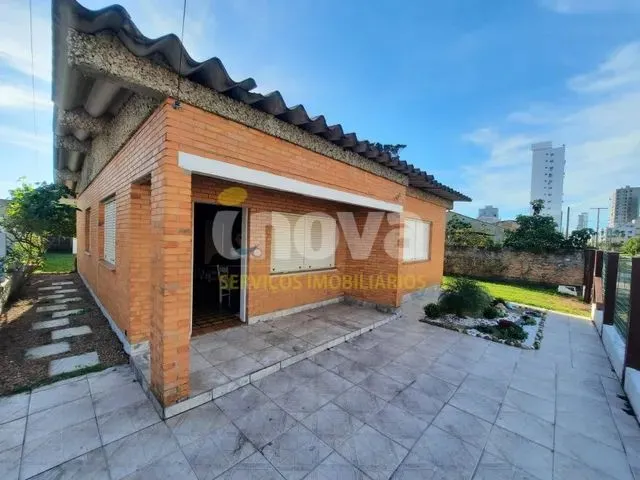 Imagem: Casa com Anexo no Centro de Tramandaí