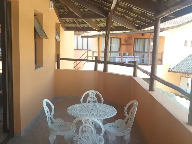 Imagem 4: Casa duplex, c/ 127,56 m2 de área escriturada e 138,12 m2 de area construida, com a