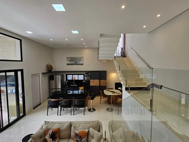 Imagem 16: Casa Duplex 201m2 3 Suítes 1 Master c/Closet, lavabo, escritório, ampla área social
