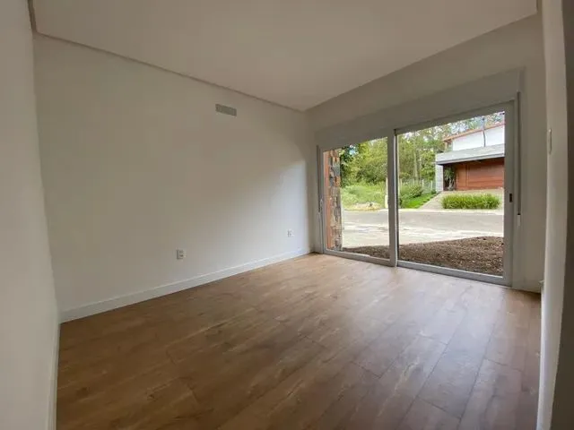 Imagem 5: Casa 3 Dormitórios - Bairro Carniel