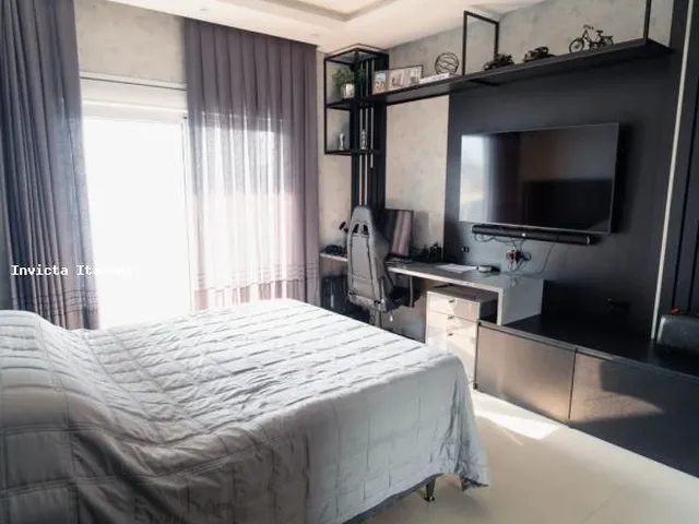 Imagem 11: Cobertura para Venda em Itapema, Meia Praia, 4 dormitórios, 4 suítes, 5 banheiros, 2