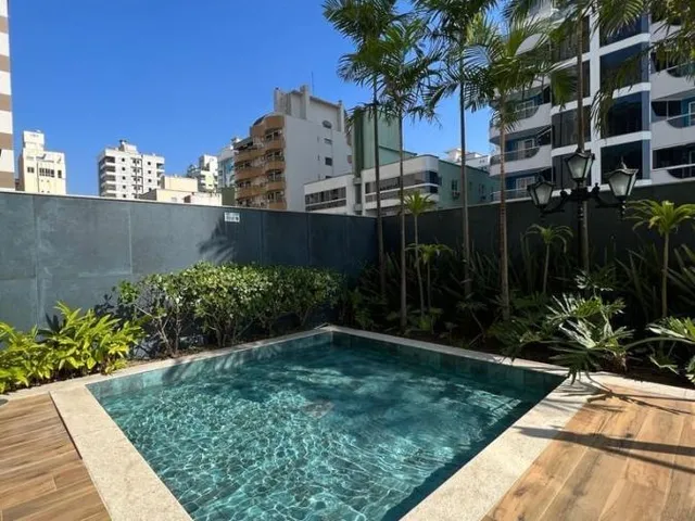 Imagem 14: Alto Padrão para Venda em Itapema, Meia Praia, 4 dormitórios, 3 vagas