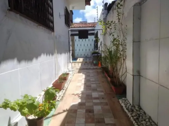 Imagem 14: Imóvel Bem Localizado com Piscina 4/4