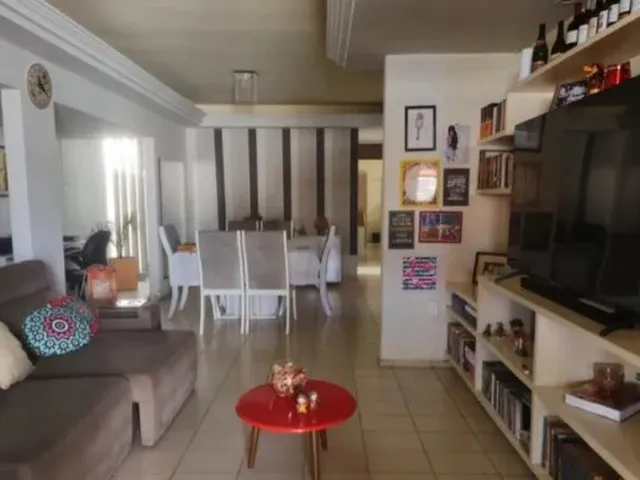 Imagem 10: Imóvel Bem Localizado com Piscina 4/4