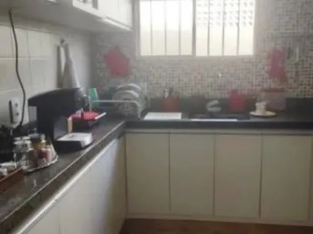 Imagem 16: Imóvel Bem Localizado com Piscina 4/4
