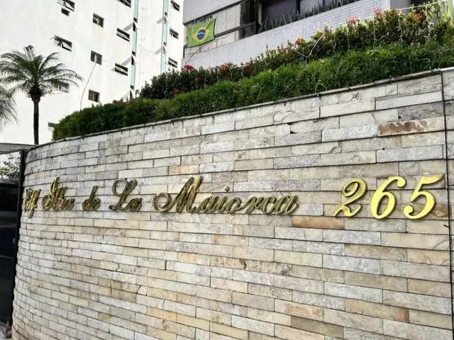 Imagem 11: Apartamento 4 Dormitórios - Bairro Graças