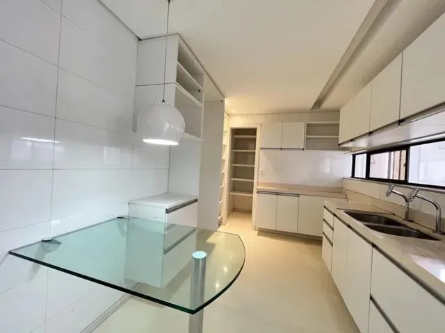 Imagem 7: Apartamento 4 Dormitórios - Bairro Graças