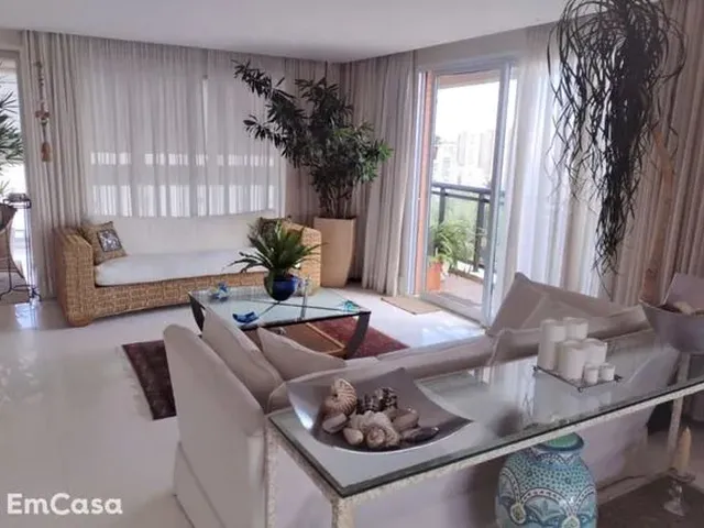 Imagem: O apartamento possui 3 Dormitórios, 3 Banheiros, 5 Vagas
