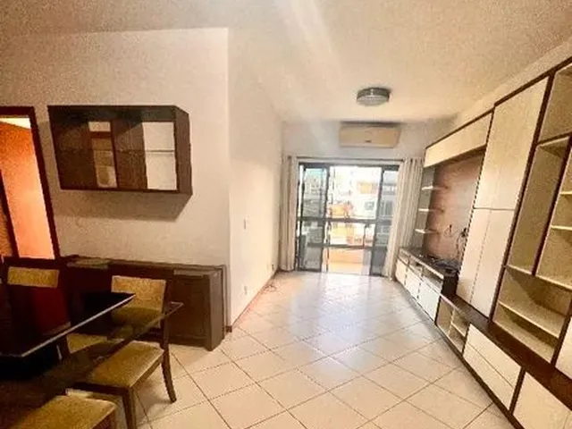 Imagem: O apartamento possui 3 Dormitórios, 1 Suíte, 3 Banheiros,