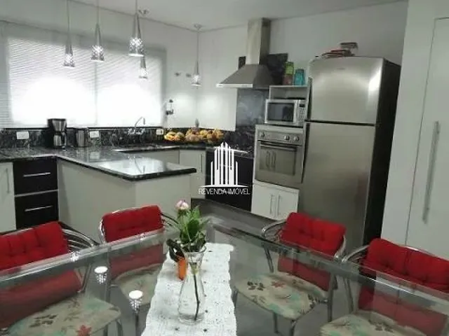 Imagem: 3 Dorms, 2 Suites, 4 Ban, 3 Vagas