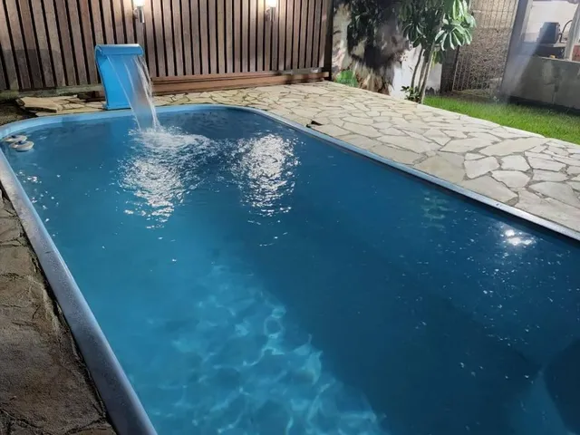Imagem 7: Casa a Venda com 2 Dormitórios 132.00m² Privativos com Pátio Enorme com Piscina em
