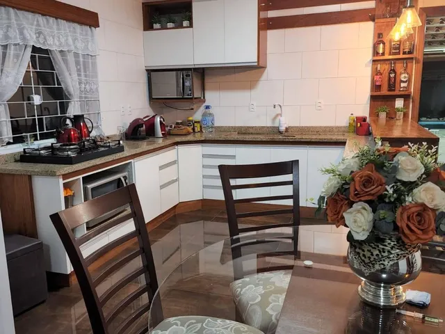 Imagem 10: Casa a Venda com 2 Dormitórios 132.00m² Privativos com Pátio Enorme com Piscina em