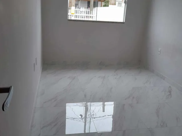 Imagem 8: Casa Térrea com Suíte e Pátio – Pronta para Morar em Tijucas