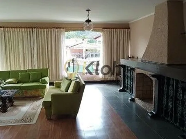 Imagem 15: Linda Casa Duplex 4 Qts ( 3 Suítes ) Próximo a Praça de Correas!