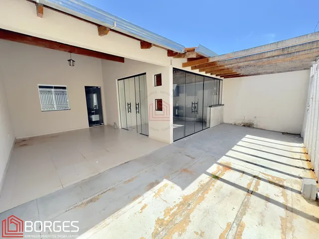 Imagem 1: Casa mobiliada com energia solar inclusa no Jardim das Oliveiras
