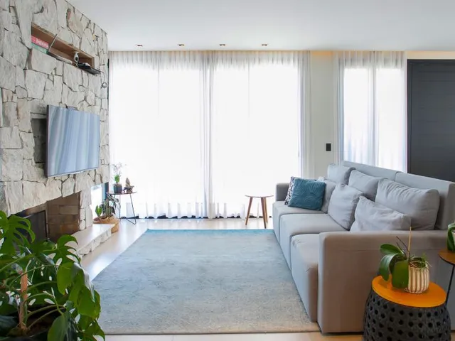Imagem 3: CASA MOBILIADA COM 4 DORMITÓRIOS SENDO 3 SUÍTES