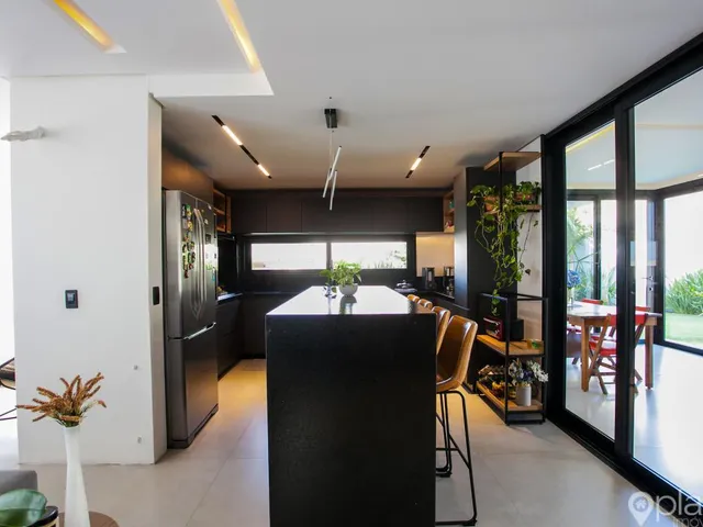 Imagem 9: CASA MOBILIADA COM 4 DORMITÓRIOS SENDO 3 SUÍTES
