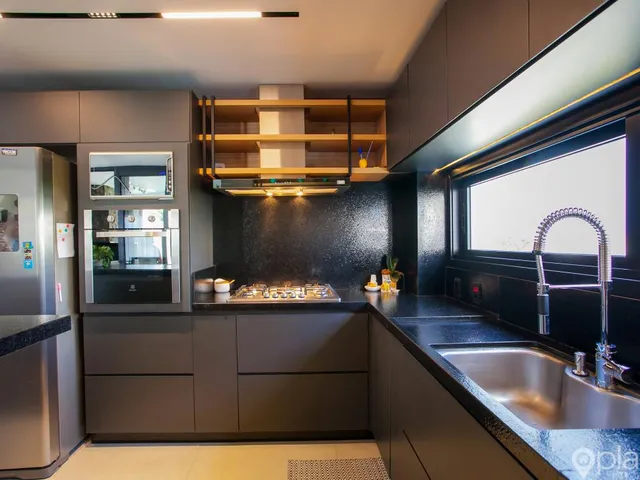 Imagem 8: CASA MOBILIADA COM 4 DORMITÓRIOS SENDO 3 SUÍTES