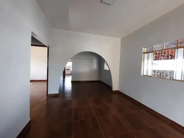Imagem 13: Excelente Casa 3/4 em Nerópolis!! 383,82 M²