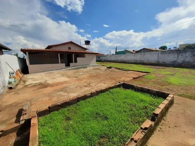 Imagem 9: Excelente Casa 3/4 em Nerópolis!! 383,82 M²