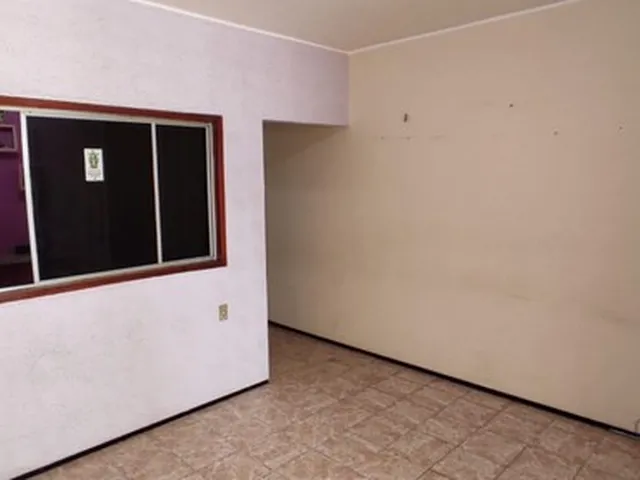 Imagem 5: Casa com Excelente Localização no Monte Castelo