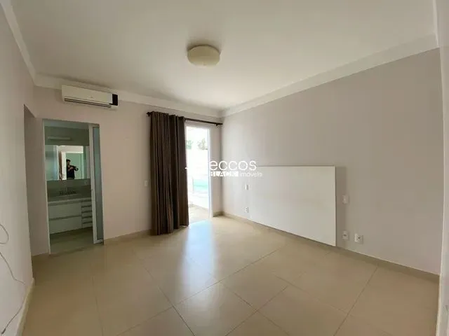 Imagem 10: Casa em Condomínio À Venda, 3 Quartos, 3 Suítes, 4 Vagas, Gávea - Uberlândia/Mg