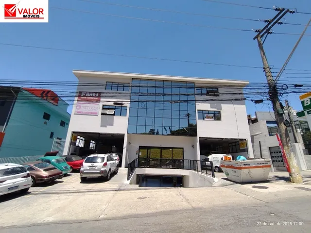 Imagem 2: Sala Espaçosa com 58 Mts, Reformada com 2 Banheiros e 2 Vagas. Bem Localizada. Agenda Uma Visita com Rosana 977147552