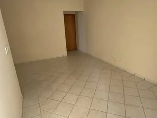 Imagem 6: Belíssimo Apartamento com 3 Quartos e Completo em Armários
