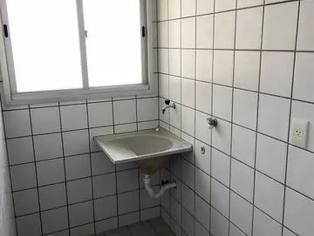 Imagem 7: Belíssimo Apartamento com 3 Quartos e Completo em Armários
