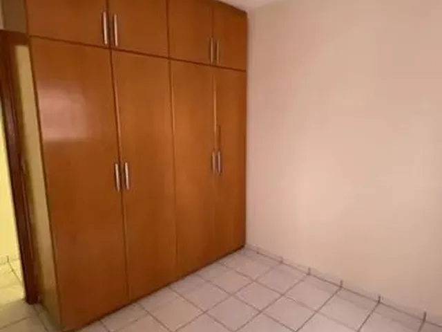 Imagem 9: Belíssimo Apartamento com 3 Quartos e Completo em Armários