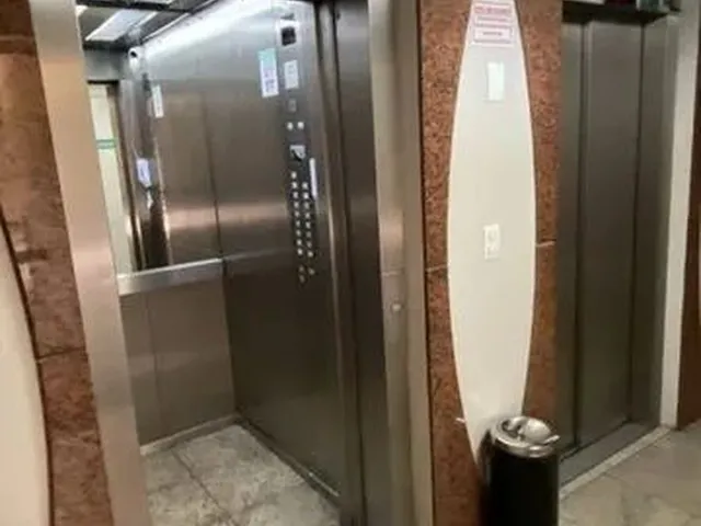 Imagem 3: Belíssimo Apartamento com 3 Quartos e Completo em Armários