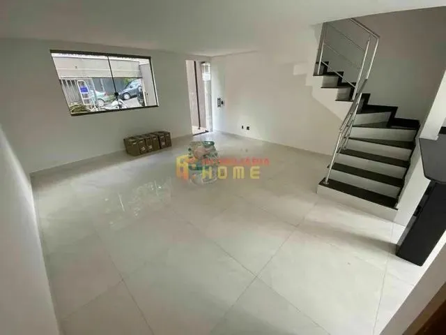 Imagem: Casa Duplex À Venda em Belo Horizonte/Mg
