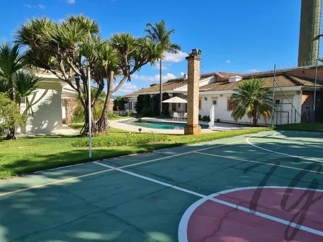 Imagem: A casa em condomínio possui 3 Dormitórios, 3 Suítes, 5