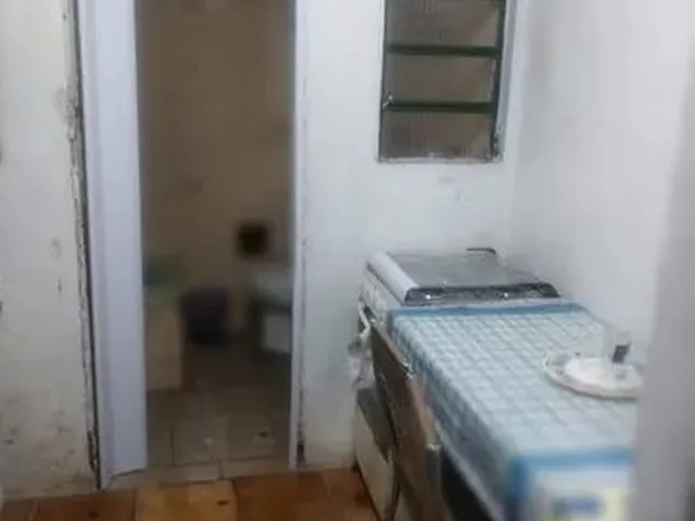 Imagem 8: Kitinet Quarto com aluguel por R$600 /mês