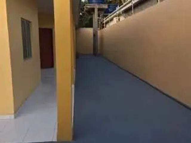 Imagem: O apartamento possui 2 Dormitórios, 1 Banheiro, 1 Vaga na