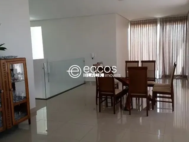 Imagem 5: Cobertura para Aluguel, 3 Quartos, 2 Suítes, 2 Vagas, santa Mônica - Uberlândia/Mg
