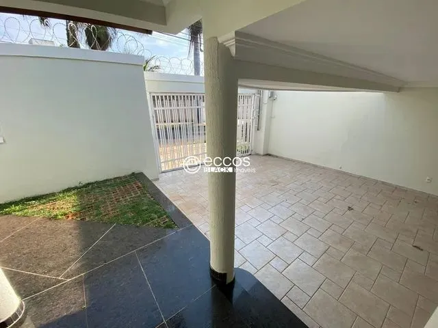 Imagem 13: Casa para Aluguel, 5 Quartos, 4 Suítes, 4 Vagas, Morada da Colina - Uberlândia/Mg
